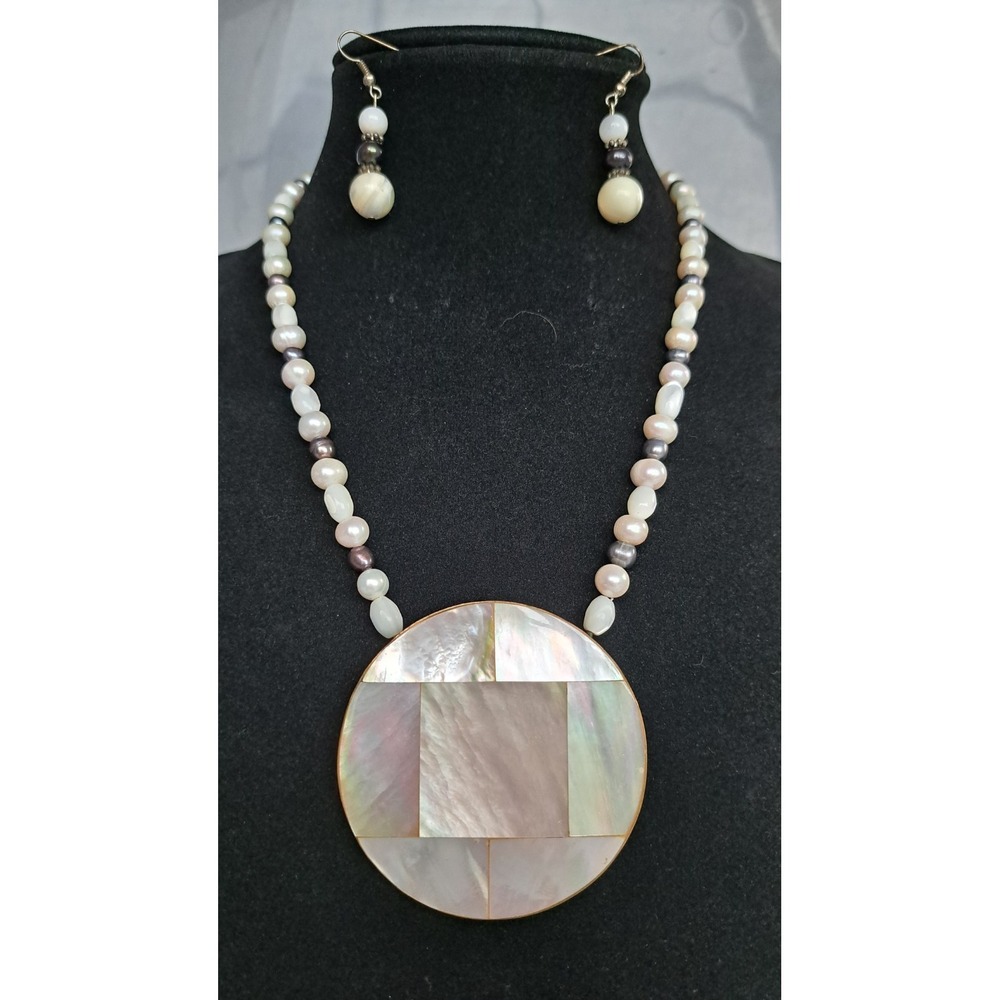 Fashion Jewelry Set Necklace Pendant Earrings Gemstone Beaded Mother Of Pearl